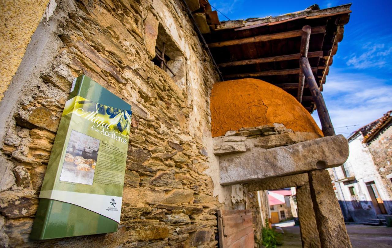 El Hogar Del Herrero Ahigal de los Aceiteros Buitenkant foto