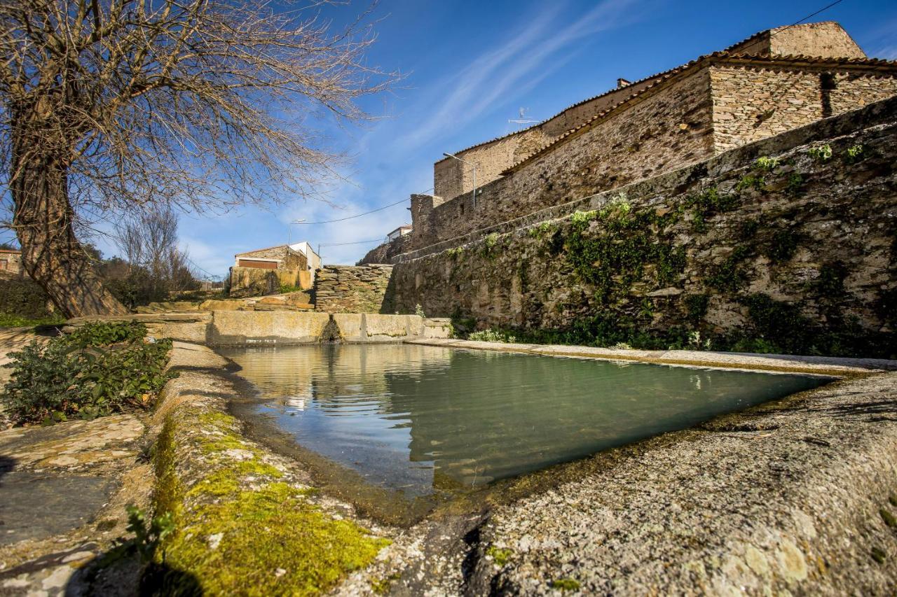 El Hogar Del Herrero Ahigal de los Aceiteros Buitenkant foto